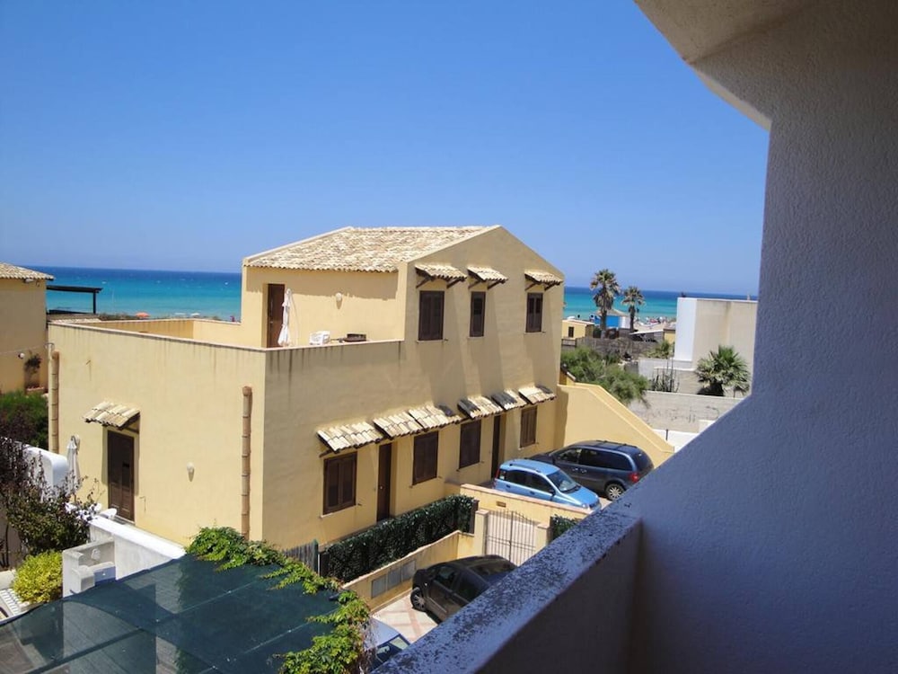 The Sisters House -100 Meters From the sea view 2