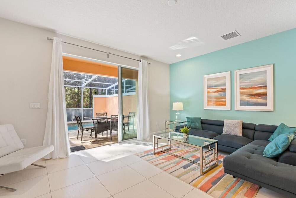 Amazing Family House w pvt Pool - 1605