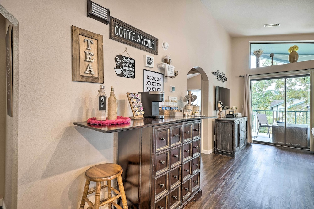 Pet-friendly Branson Condo: Walk to The Strip