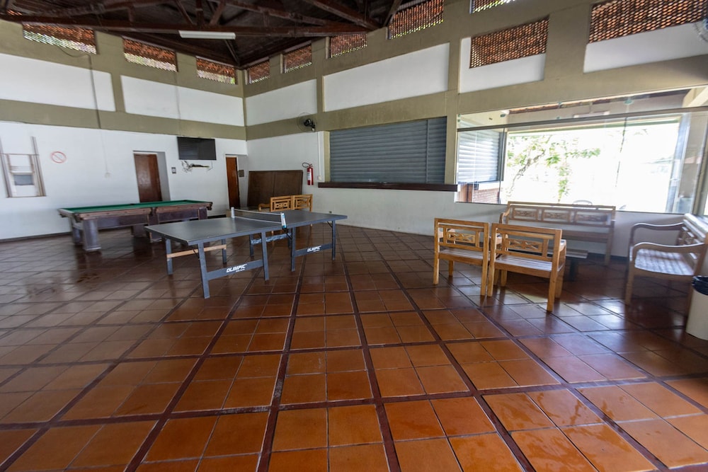 Casa em Condom nio com Piscina Wi-fi e Garagem