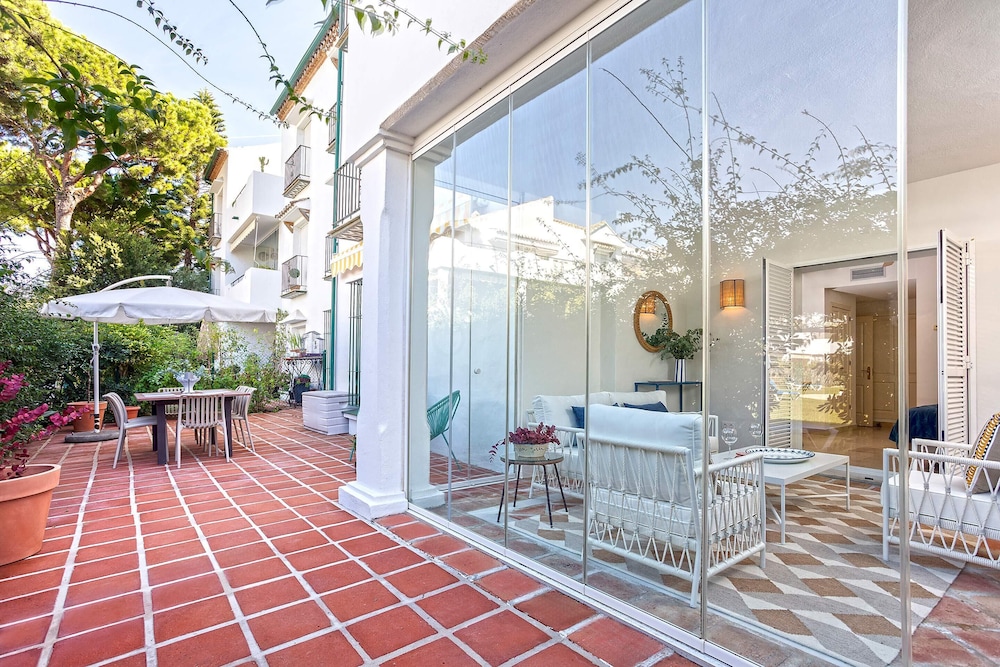Bright&exclusive 3BD Apartment Estepona. El Presidente