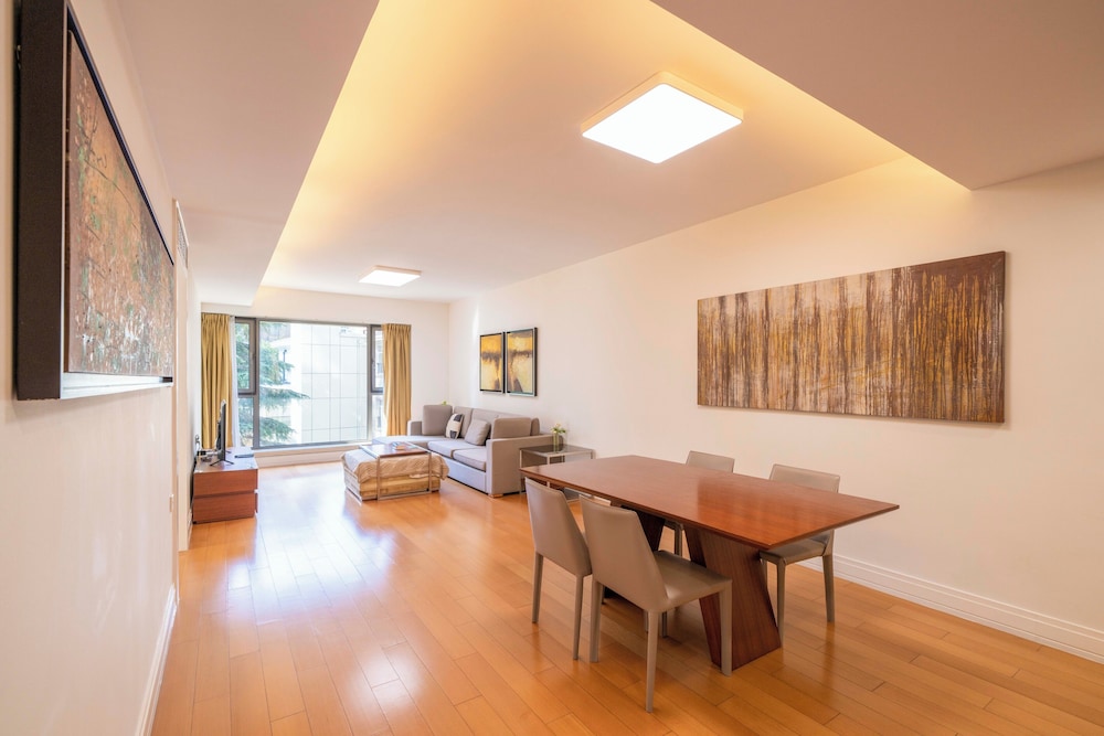 Tyms Cozy 2BR 1BA Apt Xuhui Metro