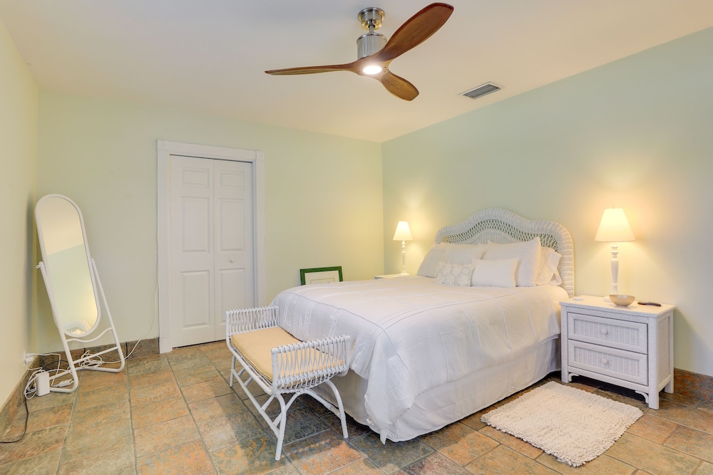 Lake Placid Vacations - Florida Retreat w/ Patio, Boat Dock Shuffleboard - Property Image 25