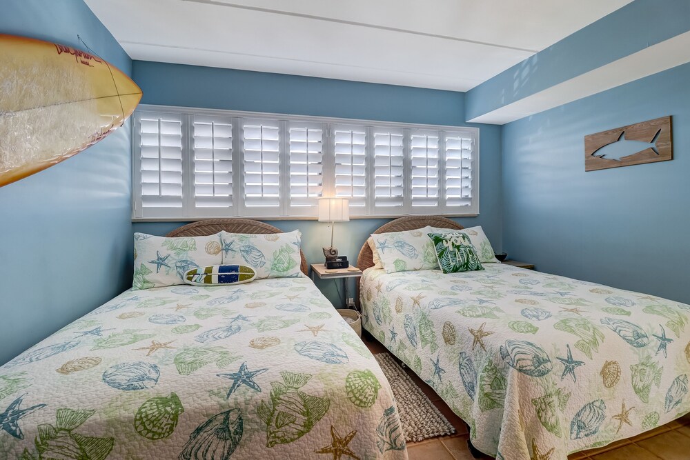 Fernandina Beach Vacations - Beach Condo Miles-long Views Sand and Sea, Access to Private Fishing Pier by RedAwning - Property Image 24