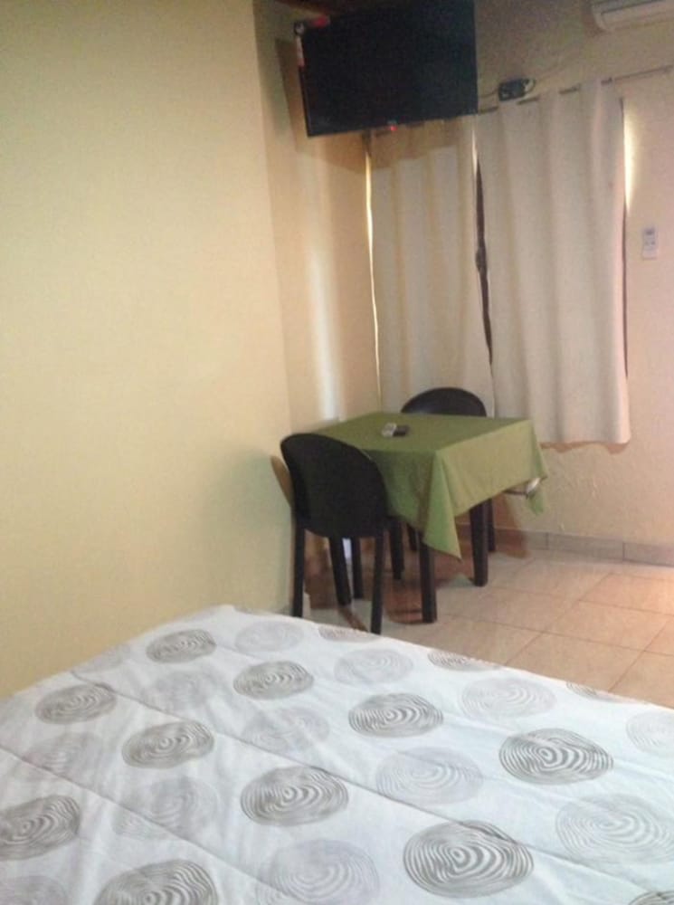 Hospedaje Los Pinos