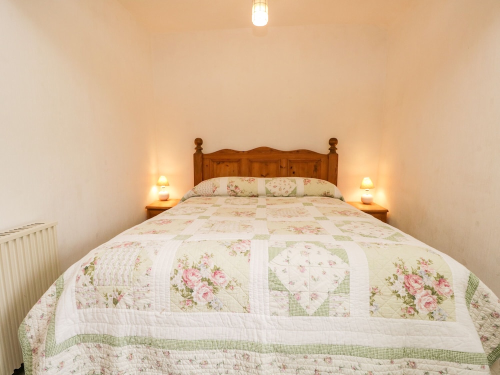 Beckfold Cottage