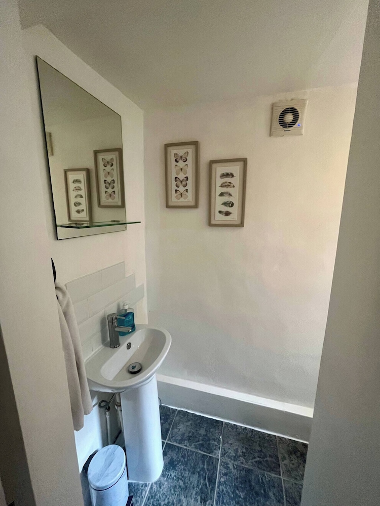 Beautiful & Cosy Apartment in Brighton BN2 3AD