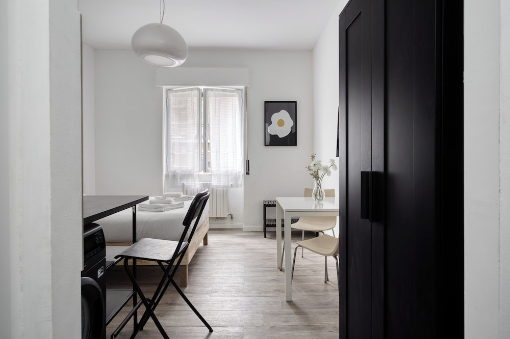 Stylish Studios near Subway