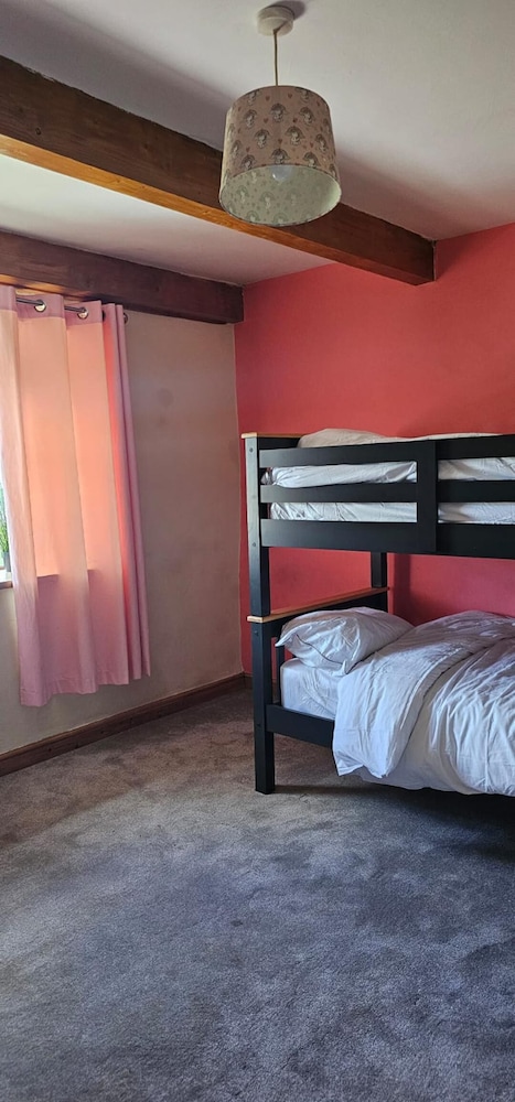 Delightful Space-view Farmhouse Astronauts Lodge