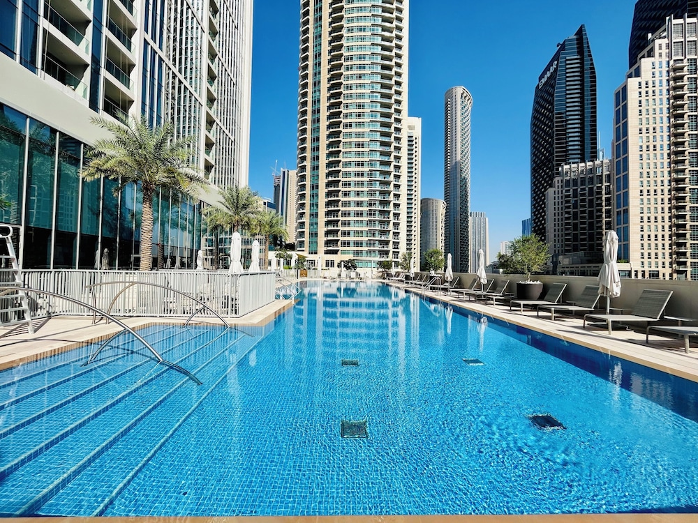 Venduras - Luxurious 4BR Burj Downtown