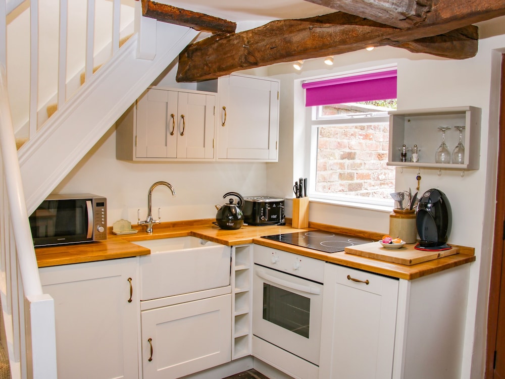 Wattle Cottage