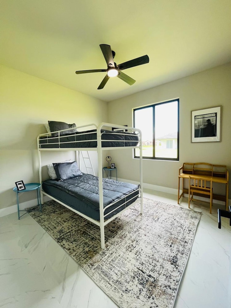 Xlhouse Safe Comfortable Perfect for Big Families
