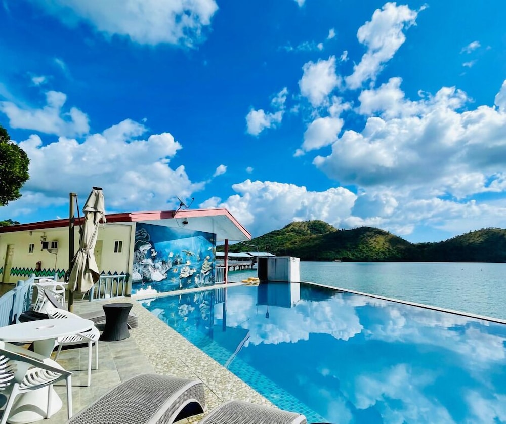 Coron Underwater Garden Resort