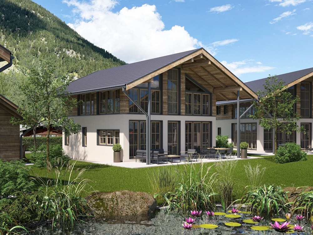 New Chalet With Garden and Private Sauna