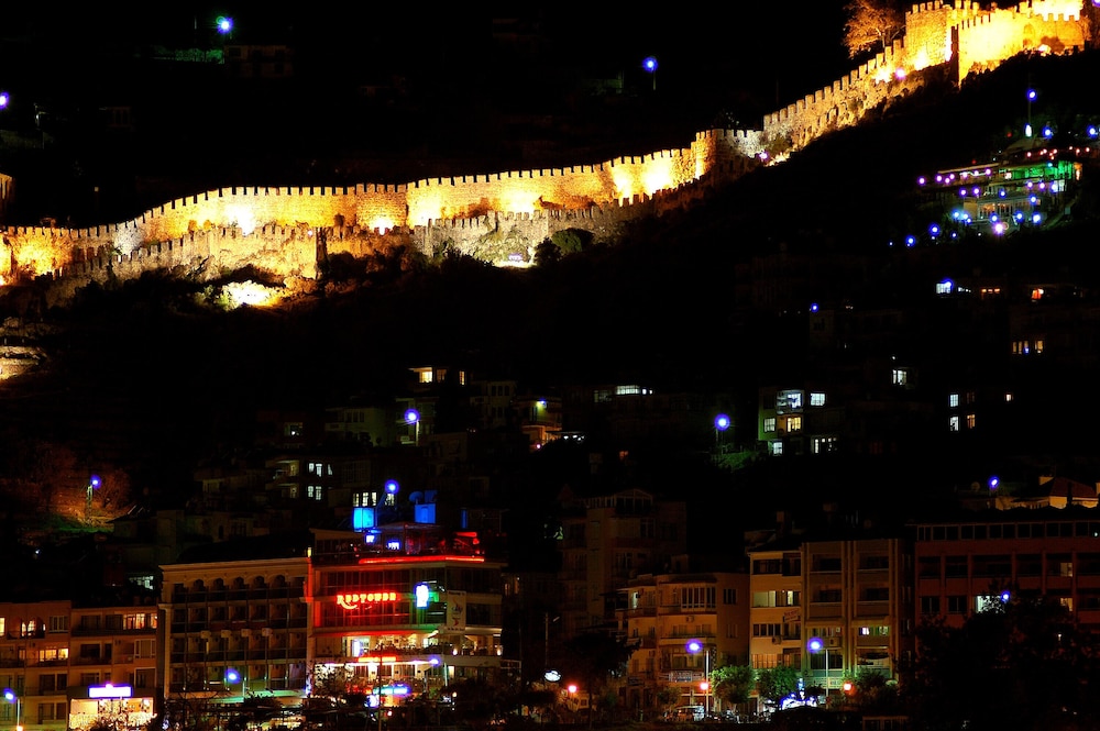 AGORA APART OTEL - Image 33