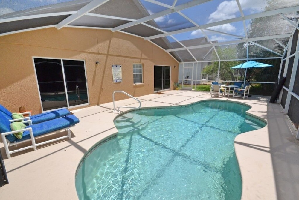 Villa Tropics 4 Bedroom Villa