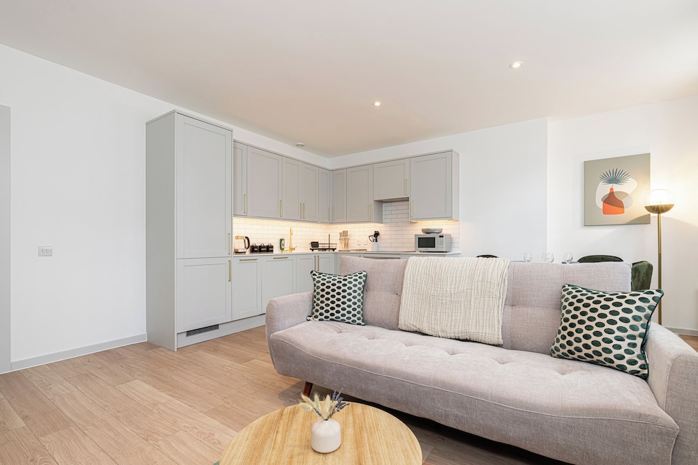 JOIVY Stylish 1 bed flats in Soho