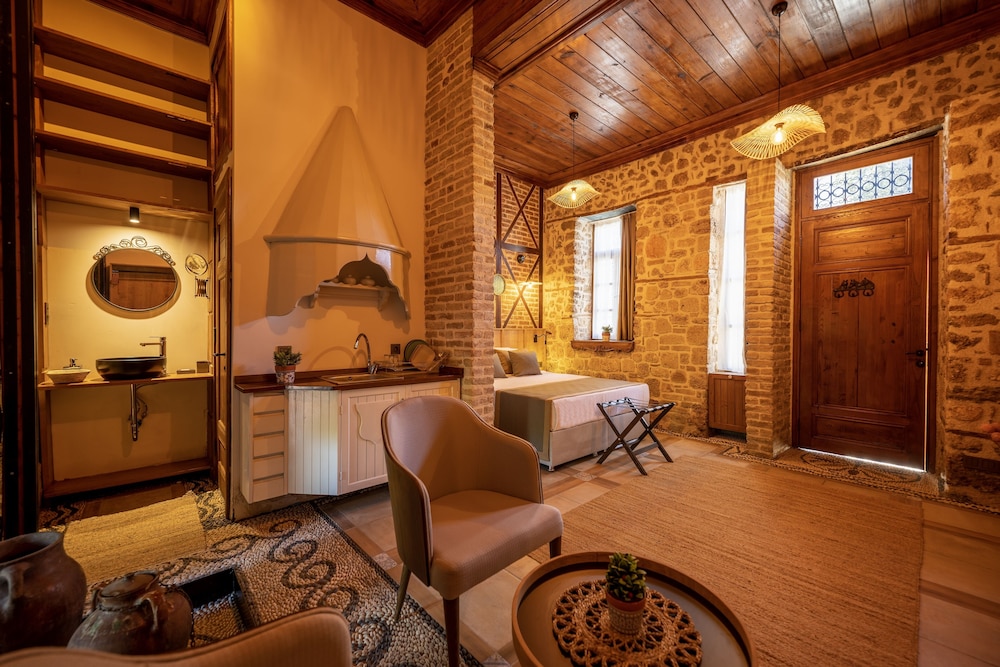 Route Otel Kaleiçi - Image 47