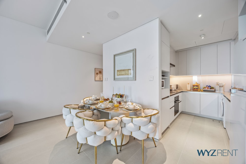Luxury 1BR Address JBR Beachfront