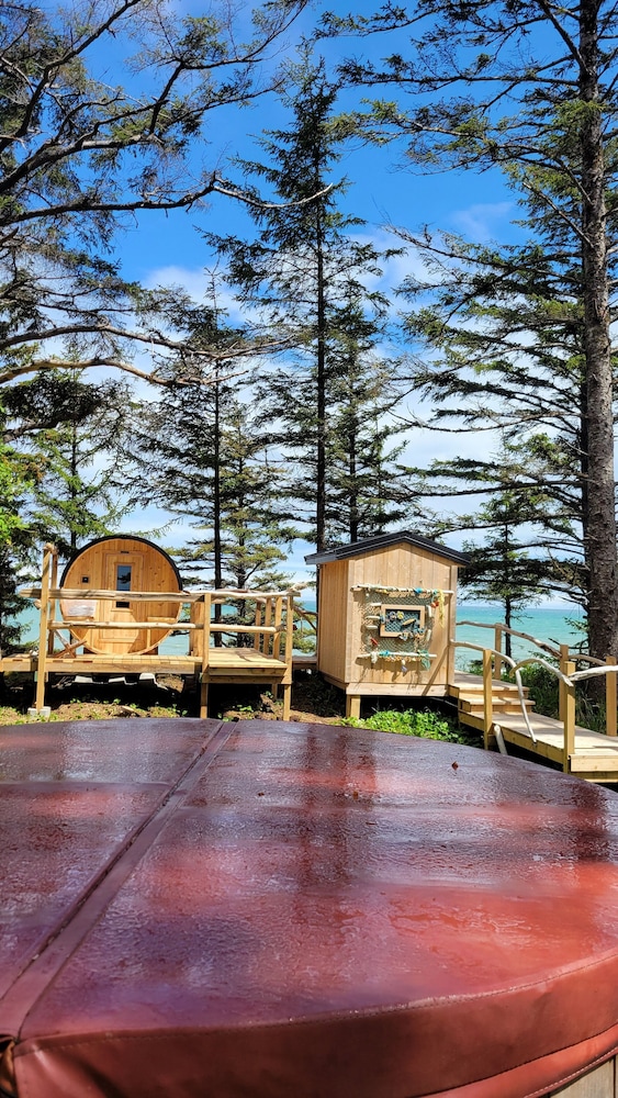 Haida Gwaii Glamping Co.