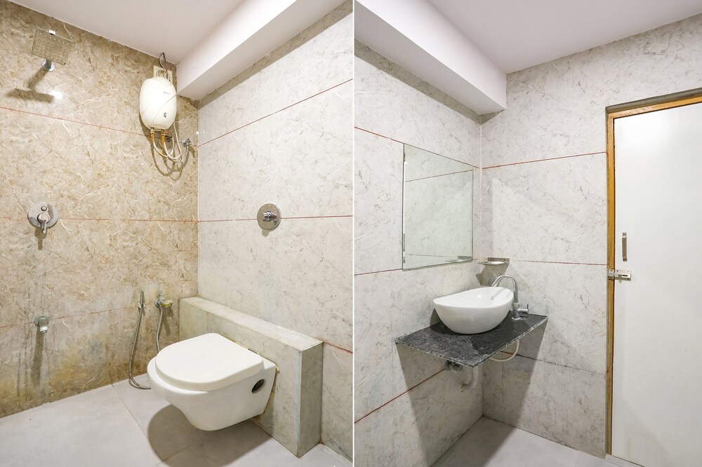 Fabhotel Raj Villa