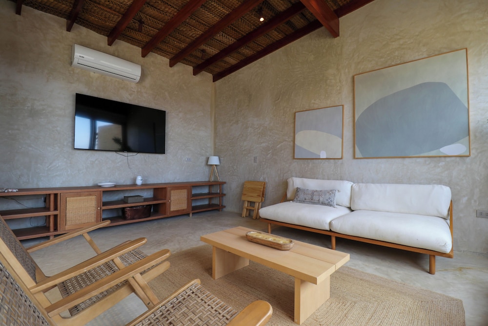 Casa Kahu by Wynwood House