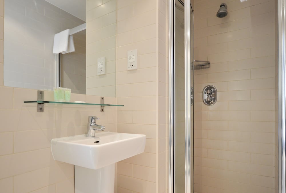 Princes Square Serviced Apartments by Concept Apartments
