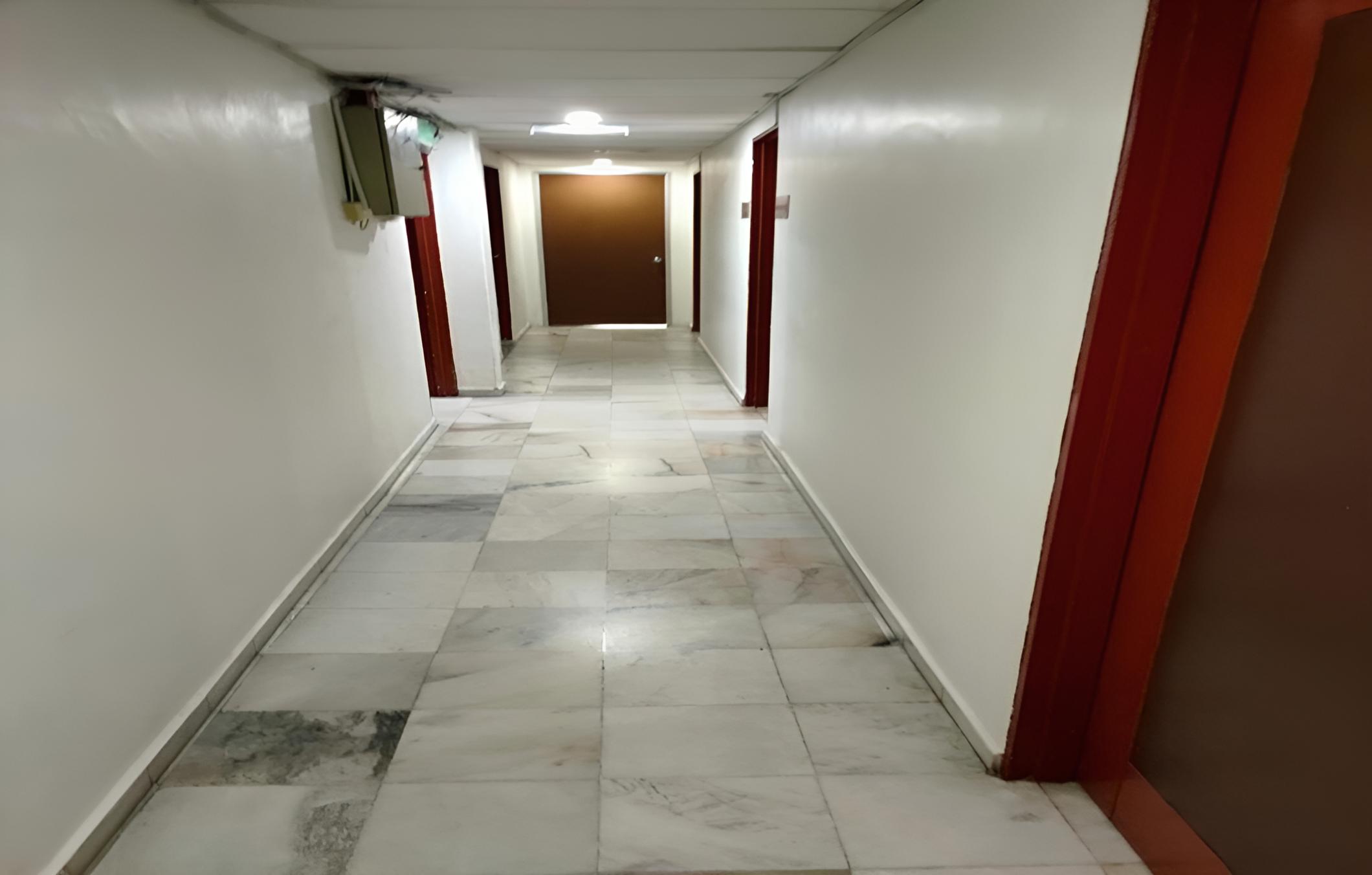 OYO 90273 Mz Hotel