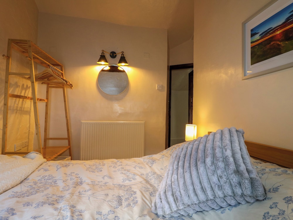 Peak Cottage