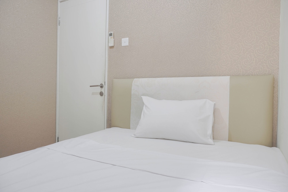 Warm And Cozy 2Br At Pakubuwono Terrace Apartment