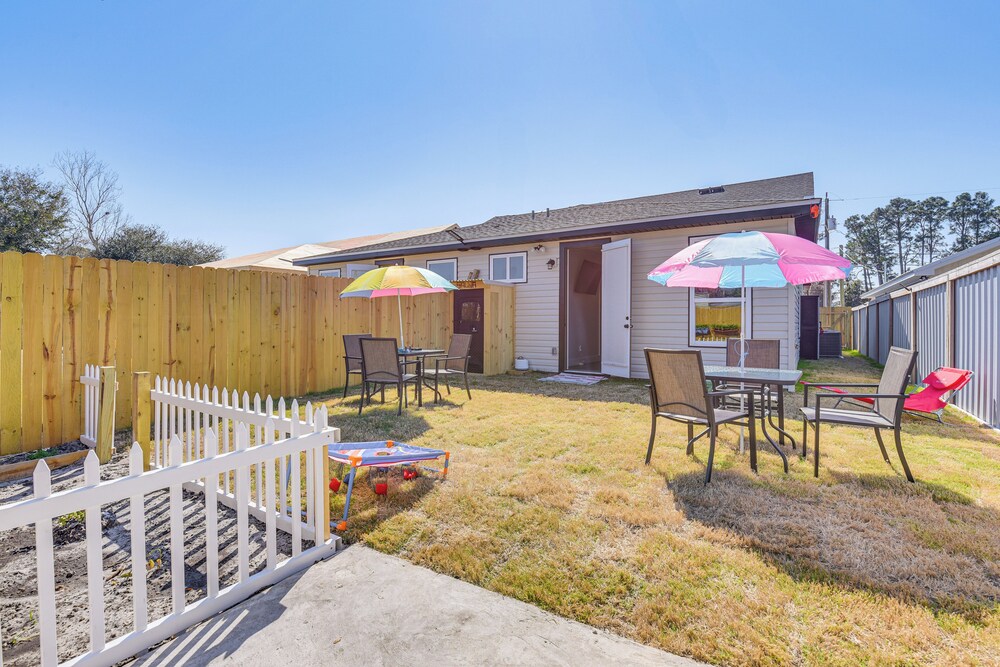 2 Mi to Gulf: Home w/ Sauna, Garden in Panama City