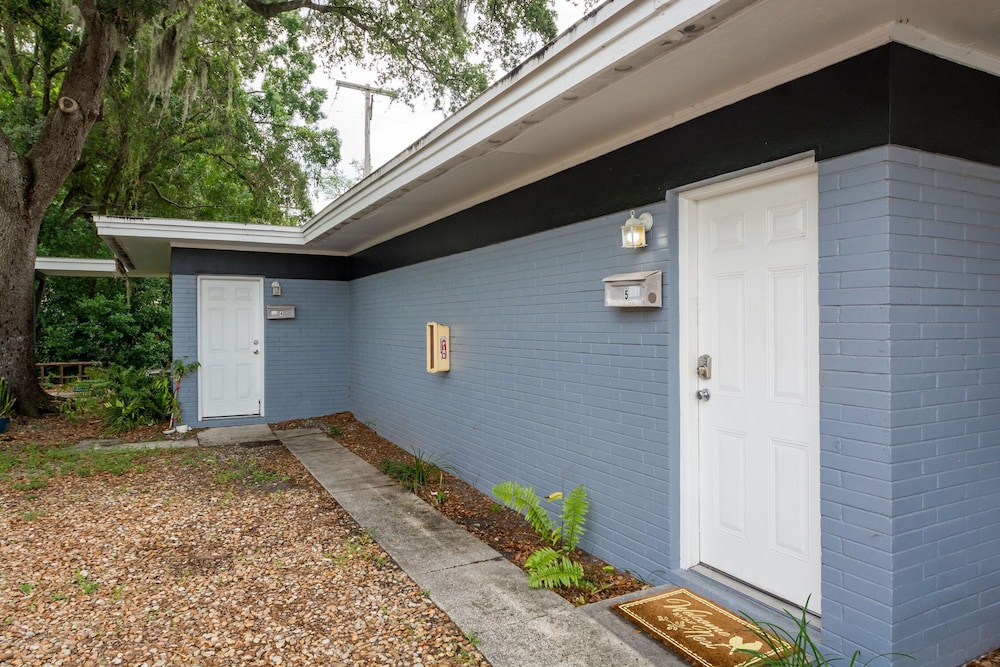 Golf View Villas Tampa FL - Image 3
