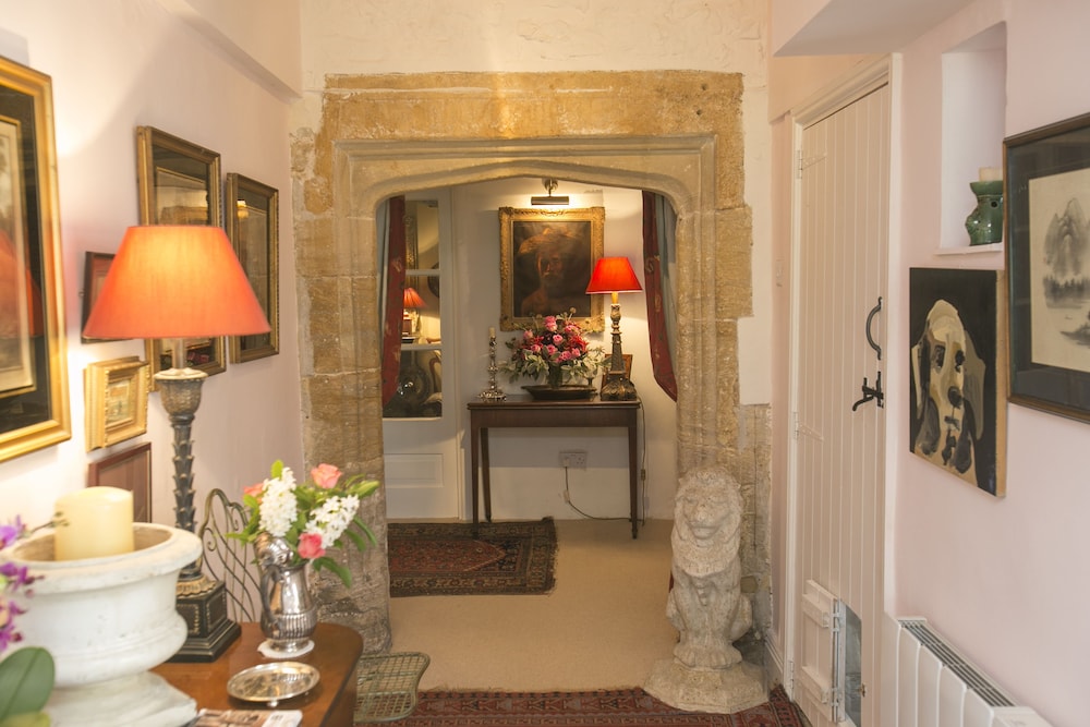 Tudor Cottage Bed & Breakfast Dorchester