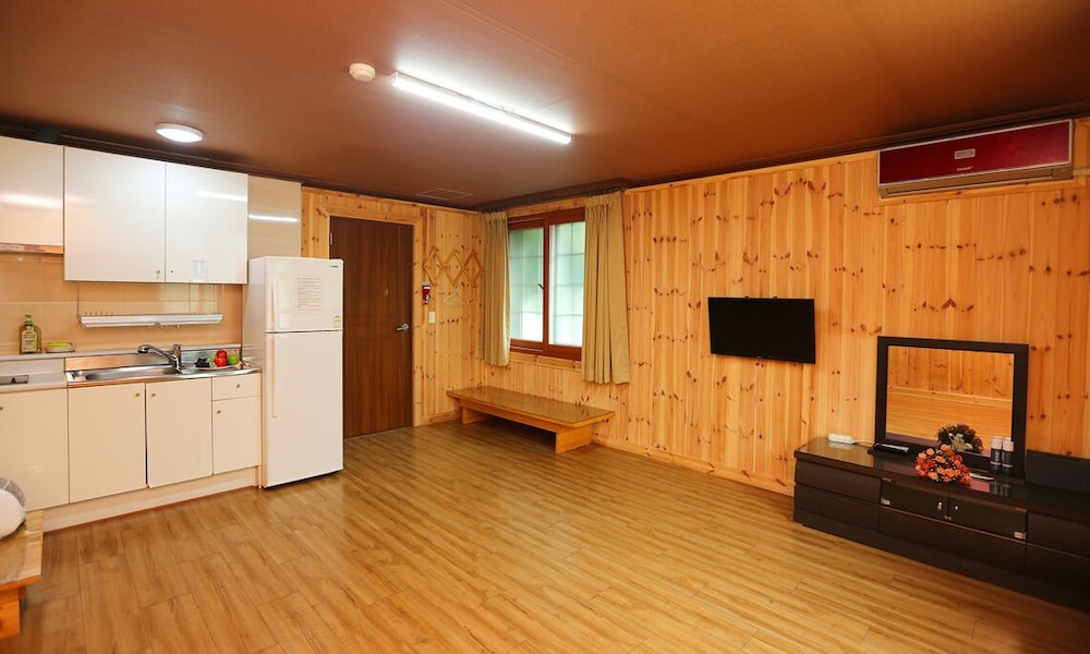 Dasup Pension view 5