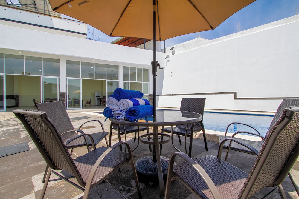 House with Terrace & Pool in Coyula