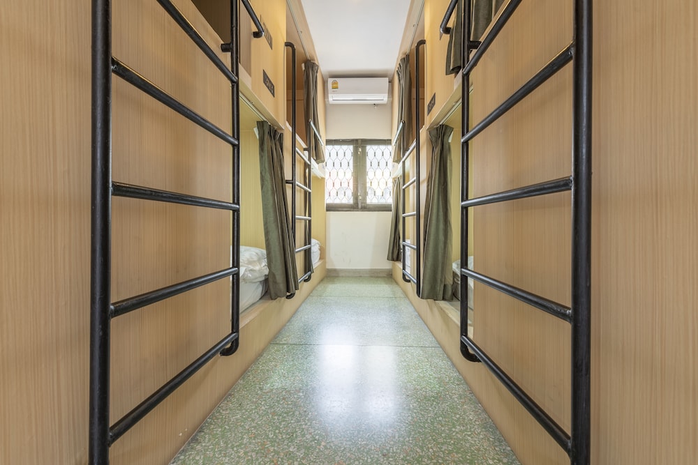 Sloth Hostel