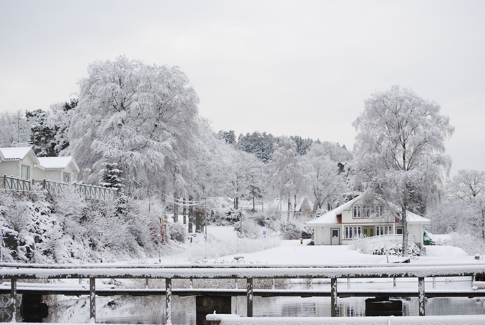 Anfasteröd Gårdsvik