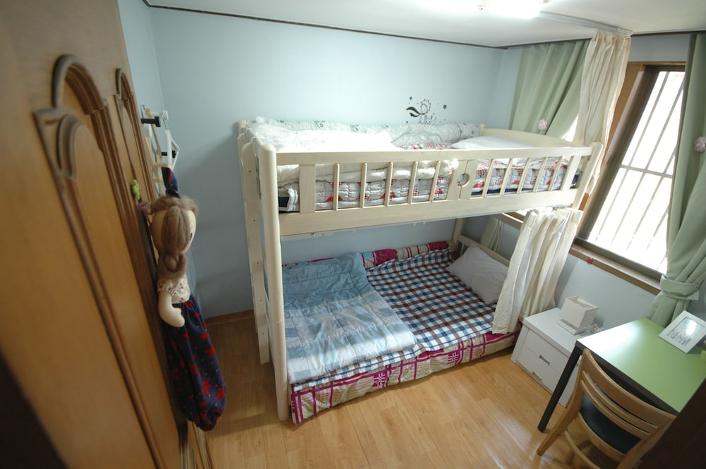 Apple Tree Guest house