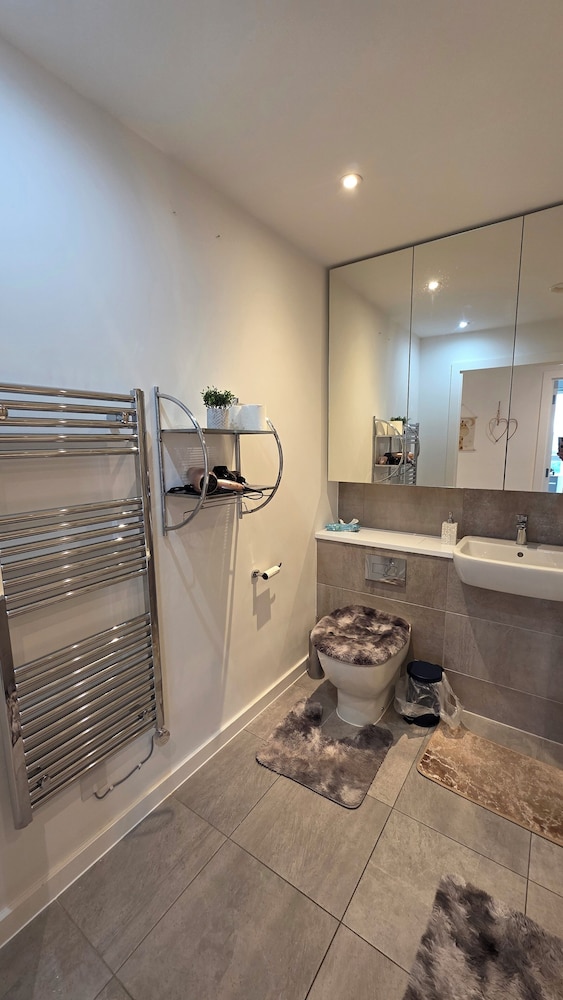 3 bedroom apartment from F&A properties