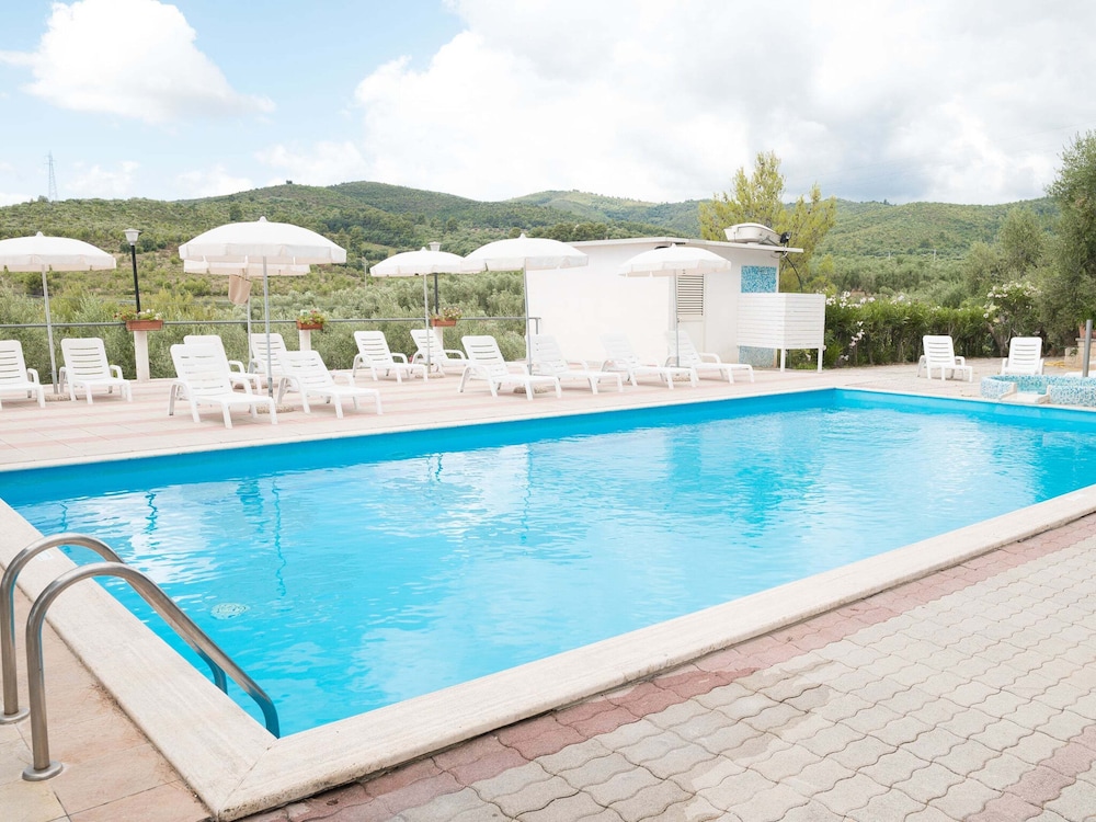 Photo 37