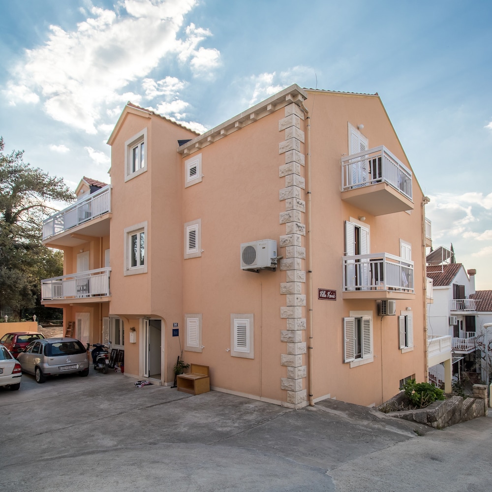 Villa Voinic 3