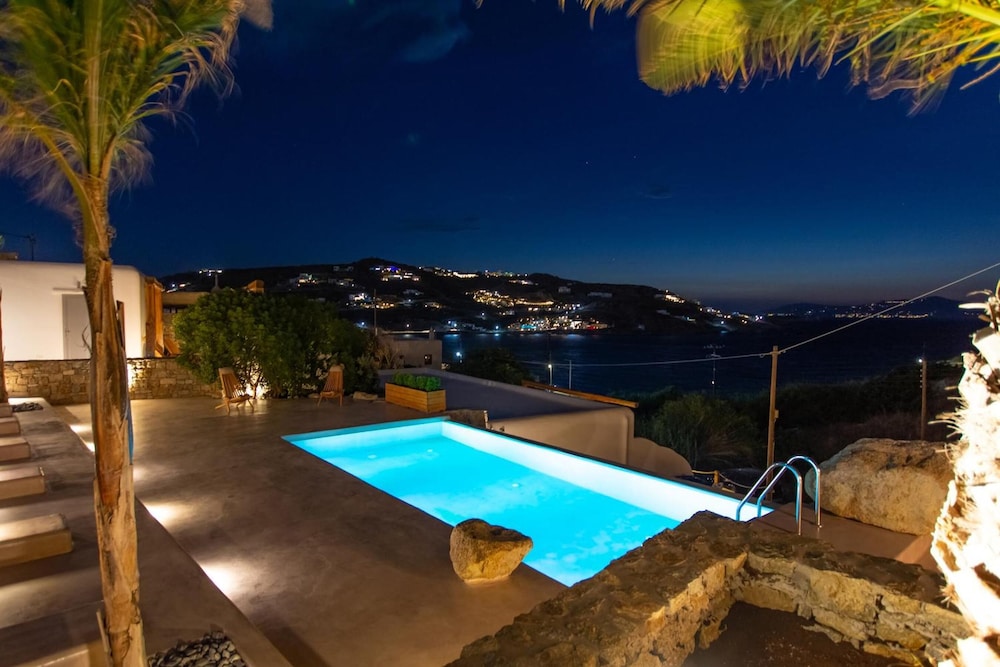 Aelia Mykonos