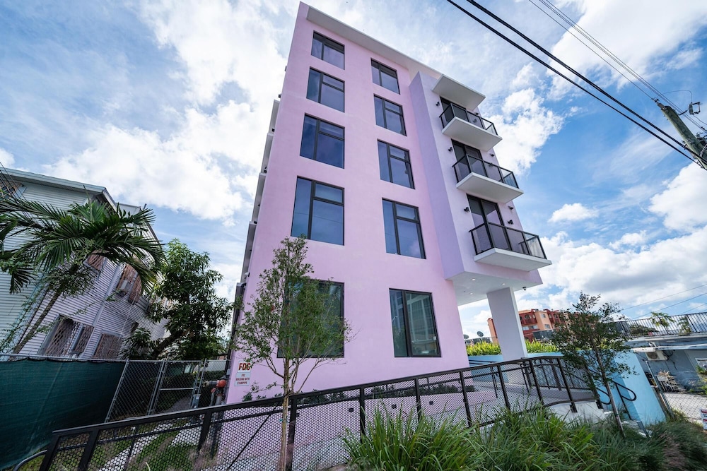 Pastel Apartments