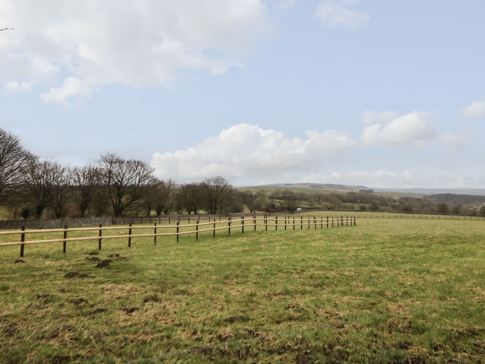 Horse Mill Lodge view 3