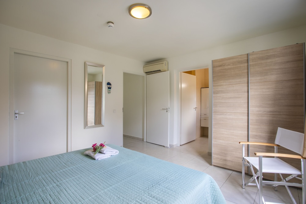 Blue Bay Apartments
