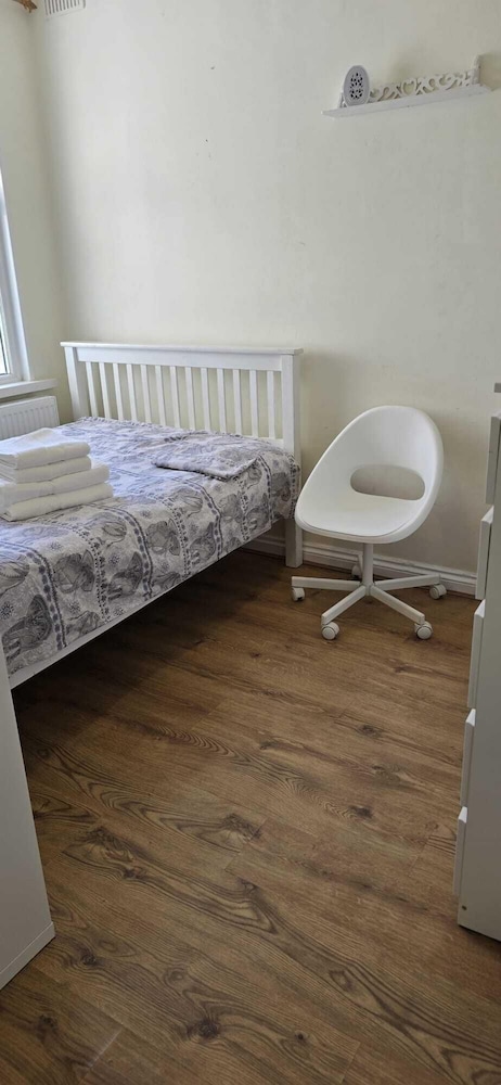Private room near Hither Green Station