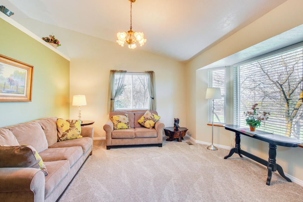 5 Mi to Downtown Logan: Scenic Retreat w/ Patio
