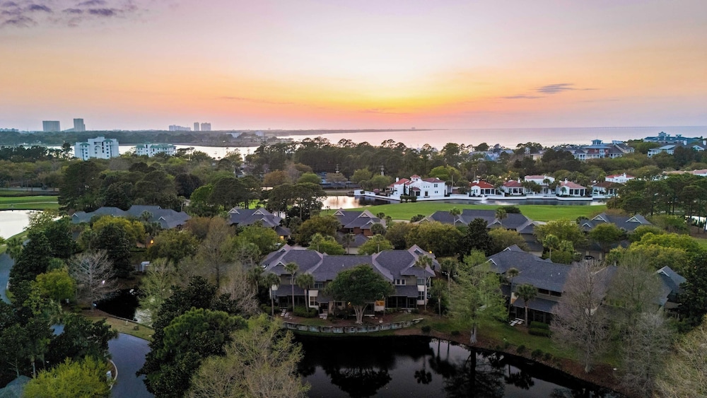 Serene Pondfront Stay w/ View, Pool Access, & Walk to Baytowne Wharf
