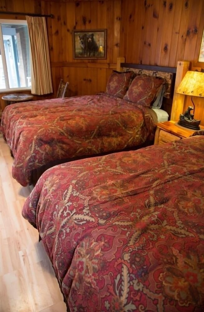 The Homestead Inn