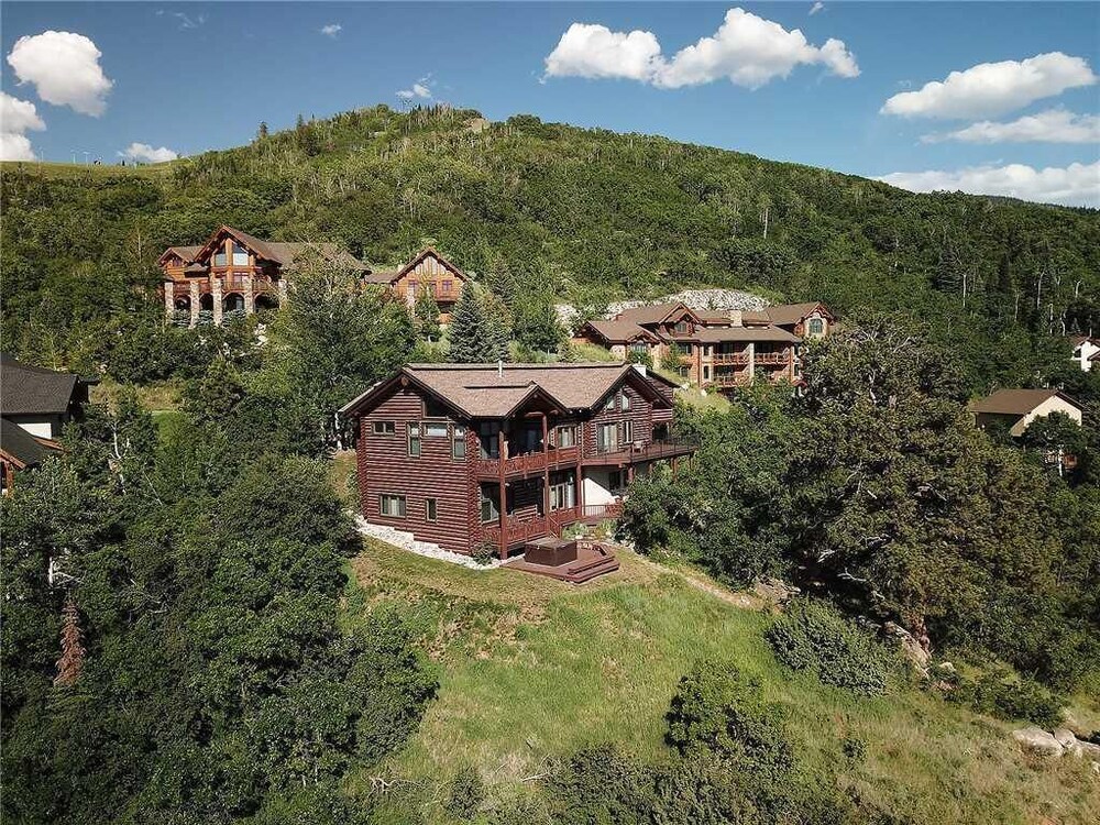 Ponderosa Lodge